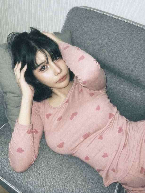 เมเม่ คู่กระโทก เน็ตไอดอลและนางแบบสาวไซซ์สะบึม